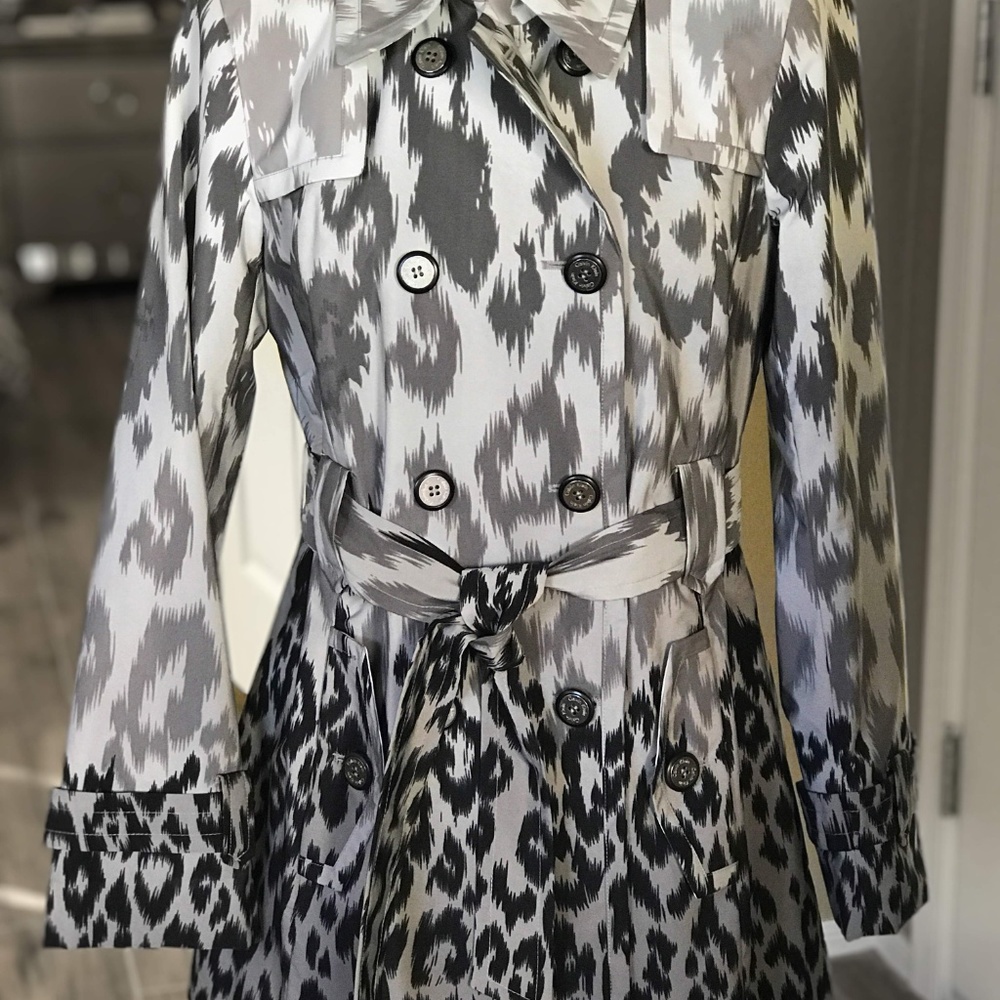 Calvin Klein Ombre Grey Leopard Trenchcoat